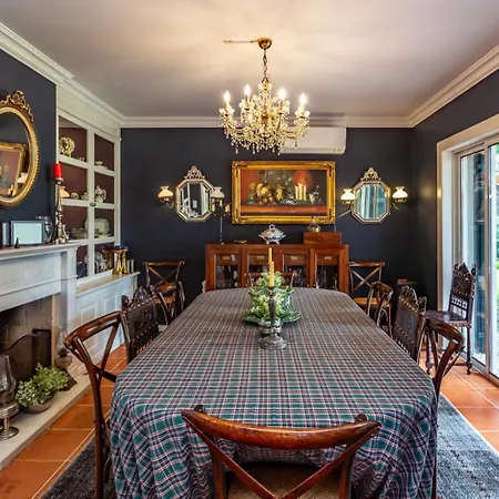 Charming House In Cascais Villa